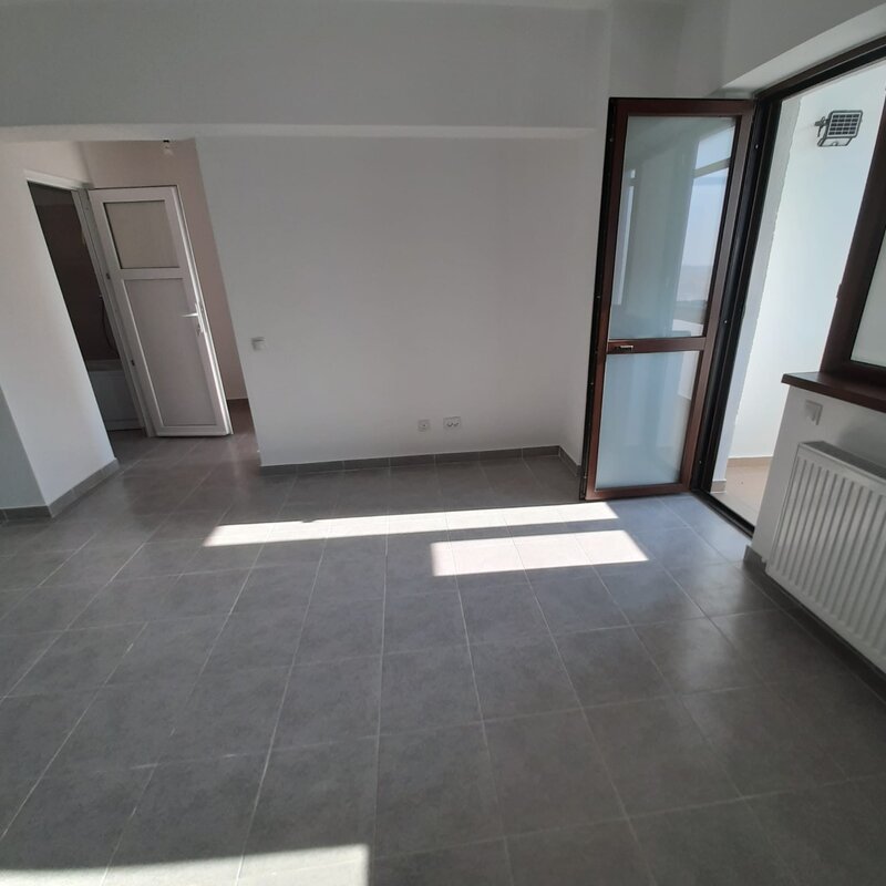 Pucheni, garsoniera 37 mp, 2017