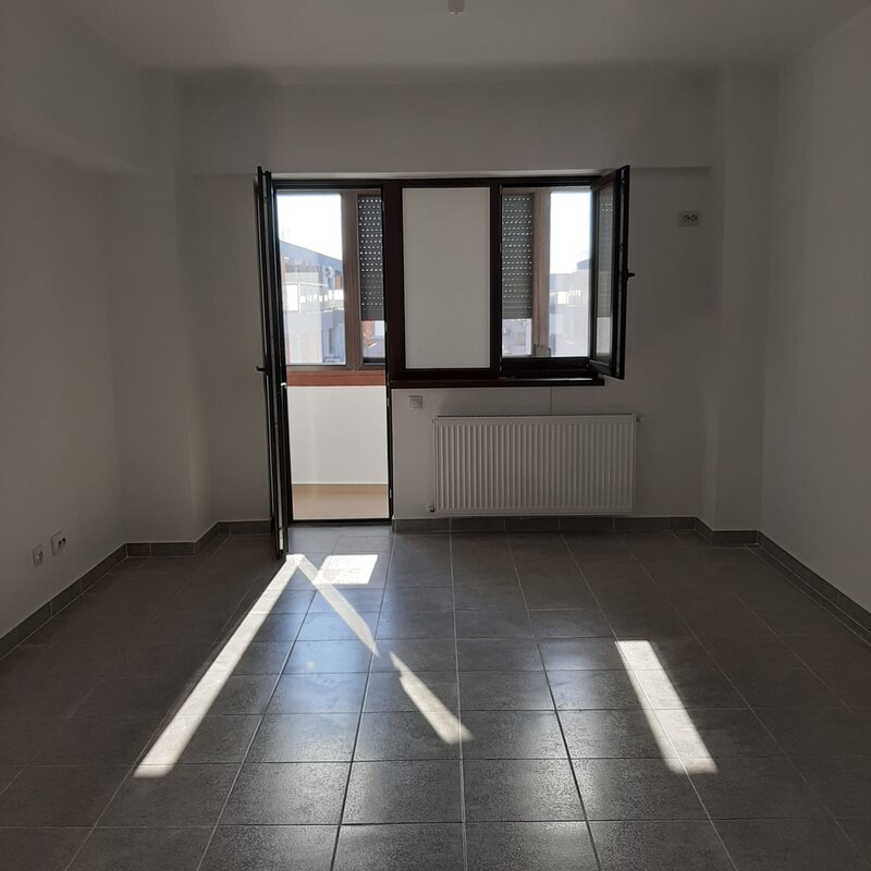 Pucheni, garsoniera 37 mp, 2017